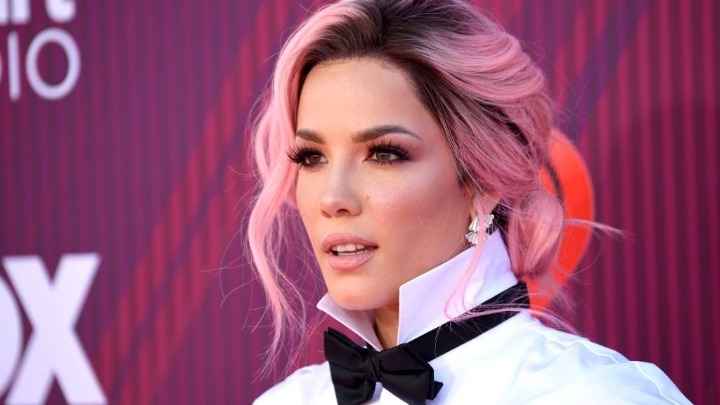 Halsey: Η διάσημη τραγουδίστρια κάνει… στροφή στην καριέρα της!