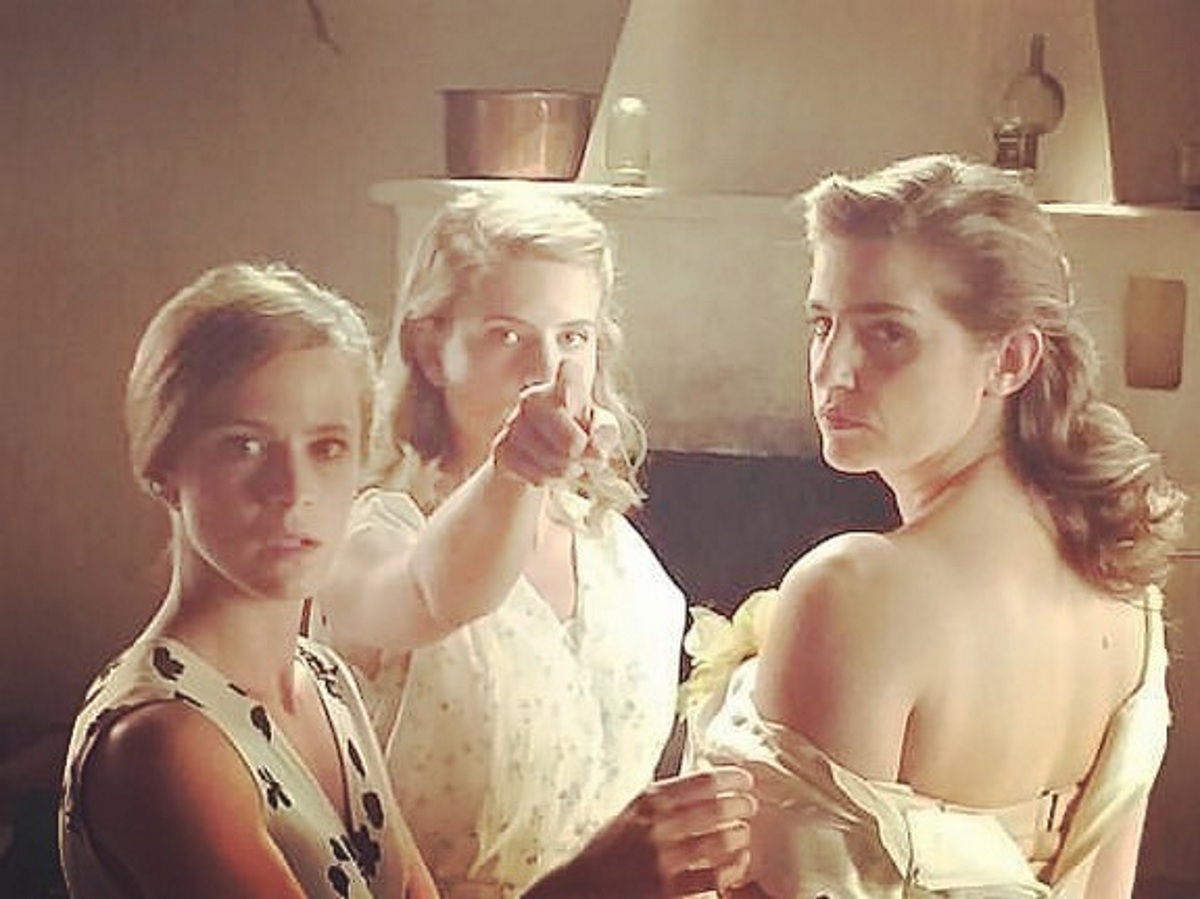 Άγριες Μέλισσες – Spoiler: Το θανάσιμο μυστικό που θα στείλει φυλακή την Ελένη! Ο Σταμάτης πετάει στο δρόμο τη Βιολέτα