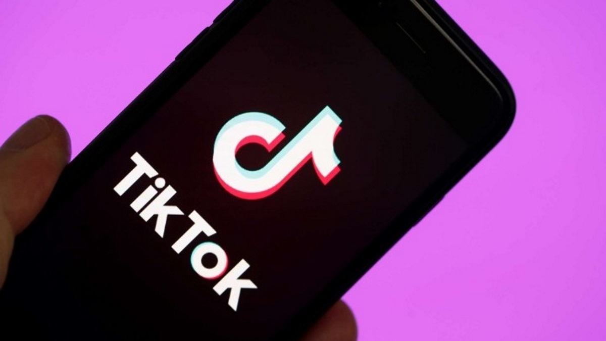 Ο Τραμπ ανακοίνωσε ότι θα απαγορεύσει το TikTok στις ΗΠΑ
