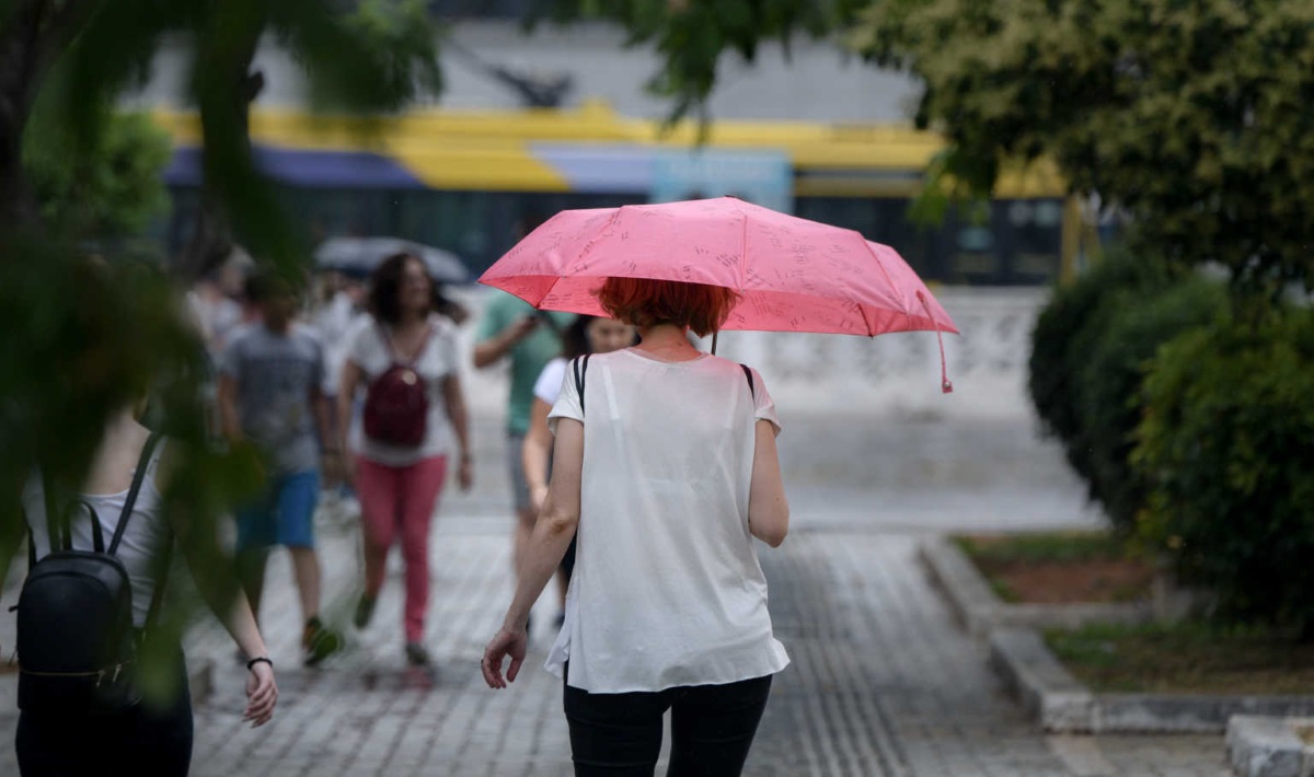 Καιρός αύριο: Επιστρέφουν οι καταιγίδες!