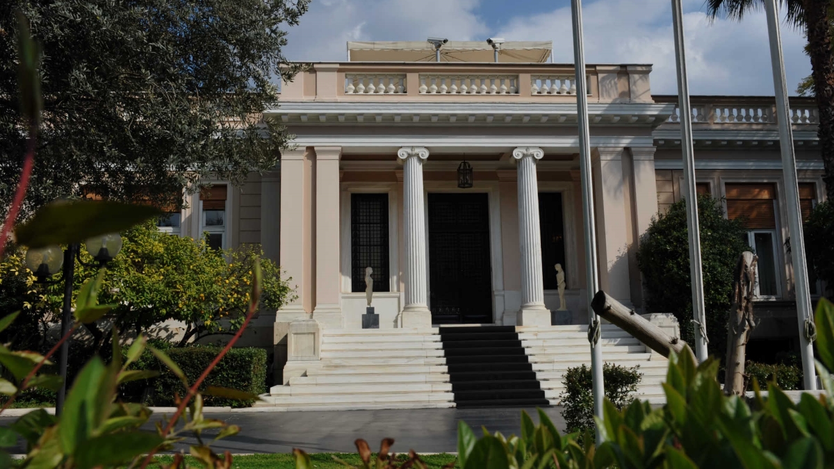 Ανασχηματισμός: Όλες οι αλλαγές στο κυβερνητικό σχήμα! [video]