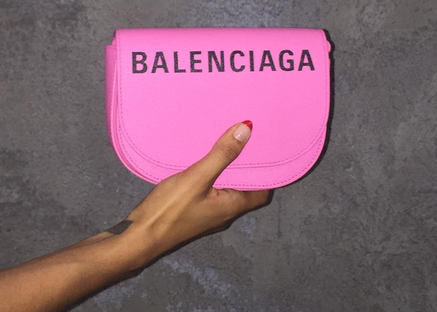 O οίκος Balenciaga κάνει για πρώτη φορά καμπάνια με διάσημη!Δες ποια είναι αυτή