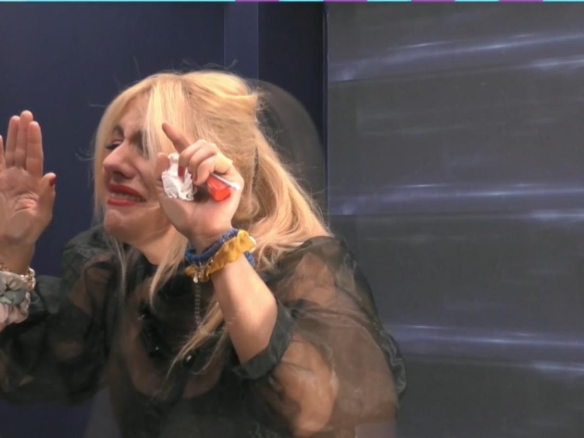 Big Brother – Spoiler: Λυγίζει η Άννα Μαρία στο σημερινό live όταν συναντά τη μητέρα της (video)