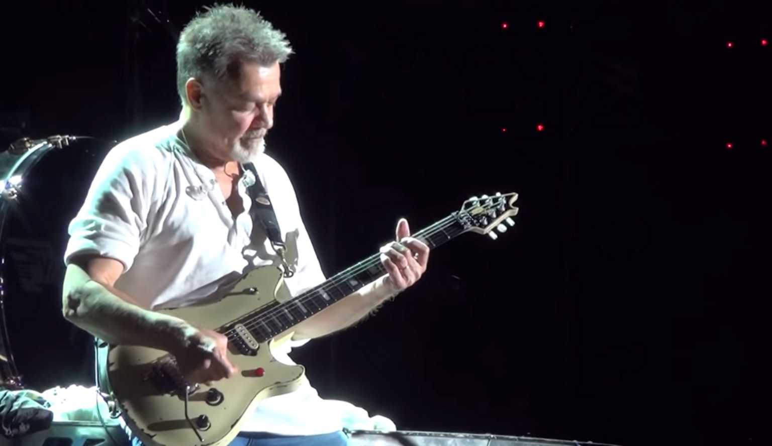 Θρήνος στη μουσική σκηνή – Πέθανε ο Eddie Van Halen