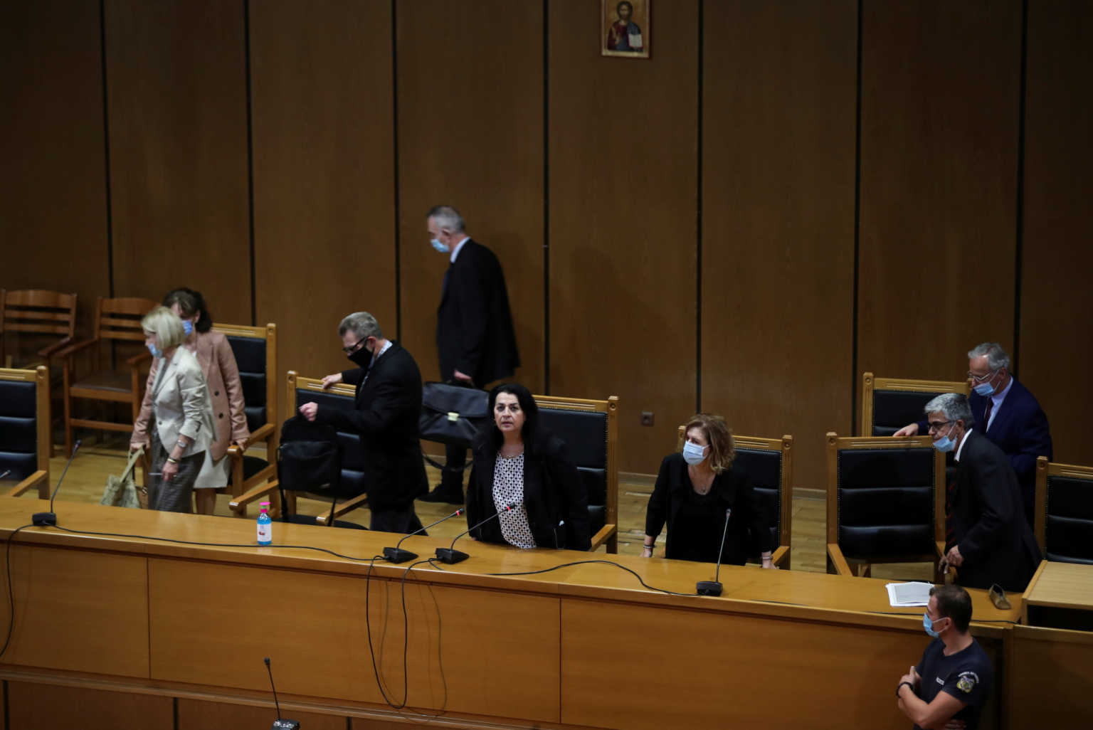 Xρυσή Αυγή: Ισόβια για Ρουπακιά πρότεινε η εισαγγελέας – Τι πρότεινε για τους άλλους κατηγορούμενους