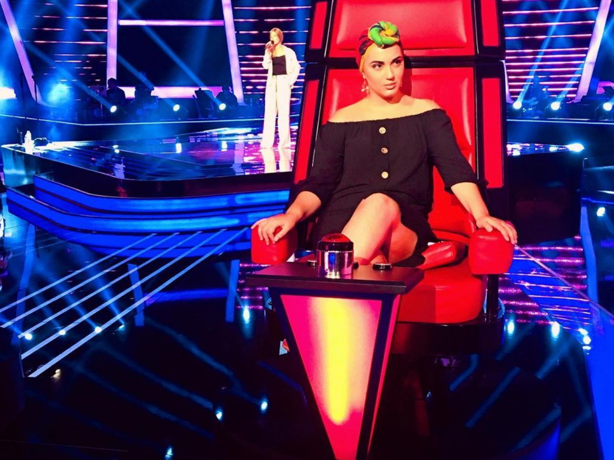 The Voice: Η Λεονάρντα ενθουσίασε τους coaches με την εμφάνισή της στις blind auditions (pics,vid)