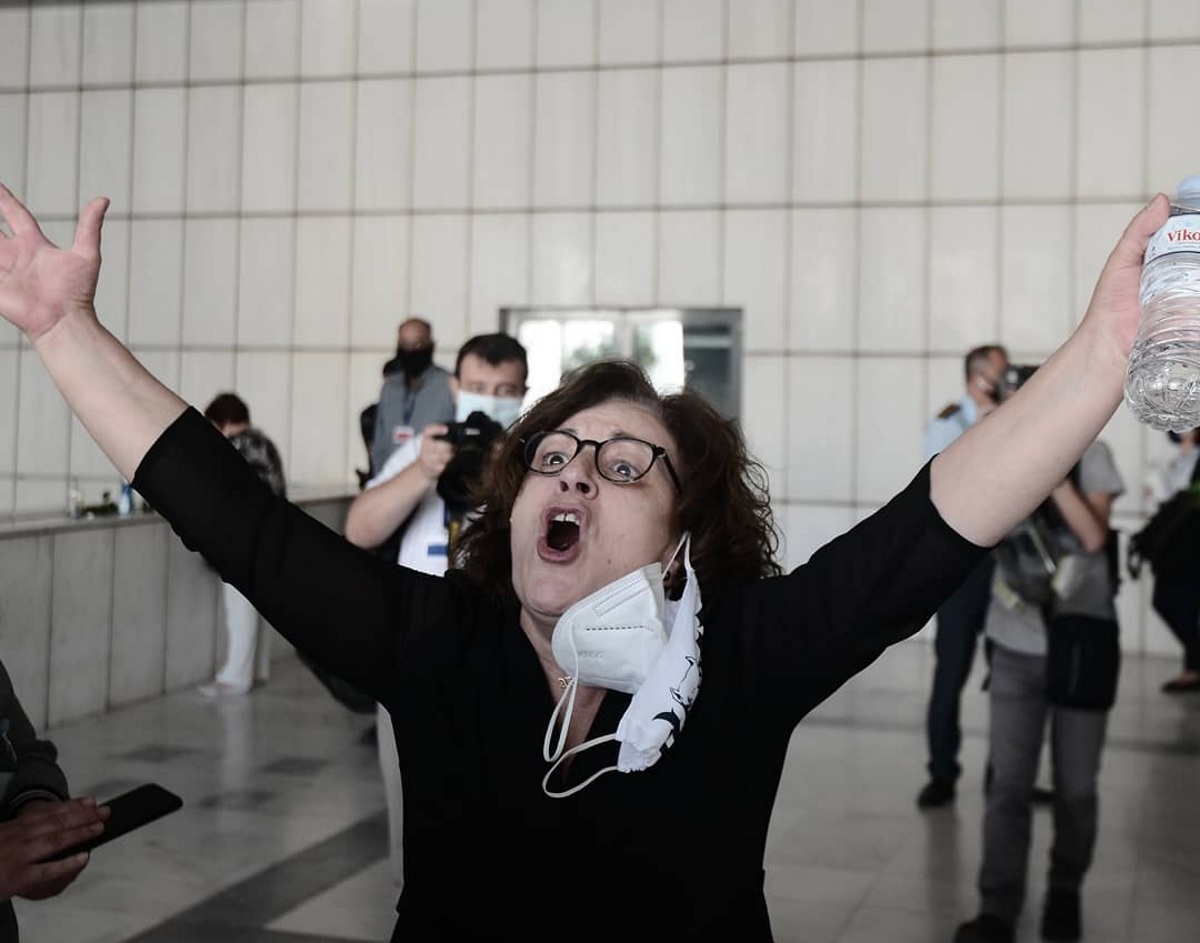 Απόφαση Χρυσής Αυγής: Αυτές είναι οι 2 πιο συγκλονιστικές φωτογραφίες της Μάγδας Φύσσα μετά την ανακοίνωση!