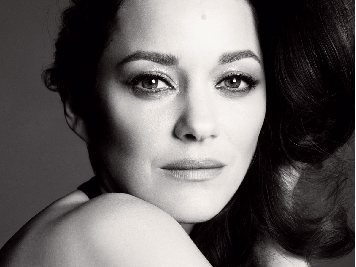 Η Marion Cotillard στην πρώτη της καμπάνια για το Chanel No5!