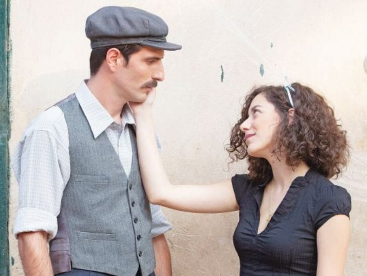 Άγριες Μέλισσες – Spoiler: Ο Μελέτης εγκαταλείπει το Διαφάνι – Το τελεσίγραφο του Κωνσταντή για την απαγορευμένη σχέση του με την Πηνελόπη