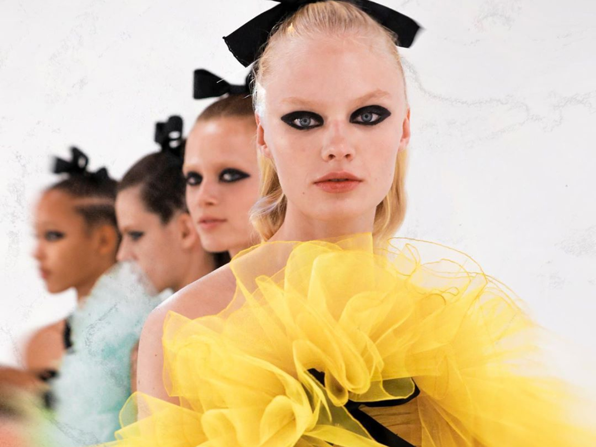Η νέα συλλογή του Giambattista Valli εμπνέεται από τα χρώματα της Μεσογείου!