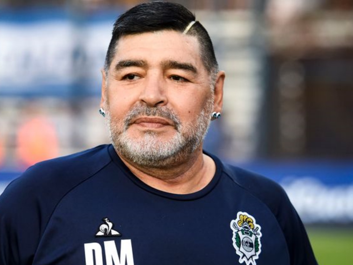 Diego Maradona: Η πρώτη φωτογραφία μέσα από το νοσοκομείο μετά το χειρουργείο στον εγκέφαλο