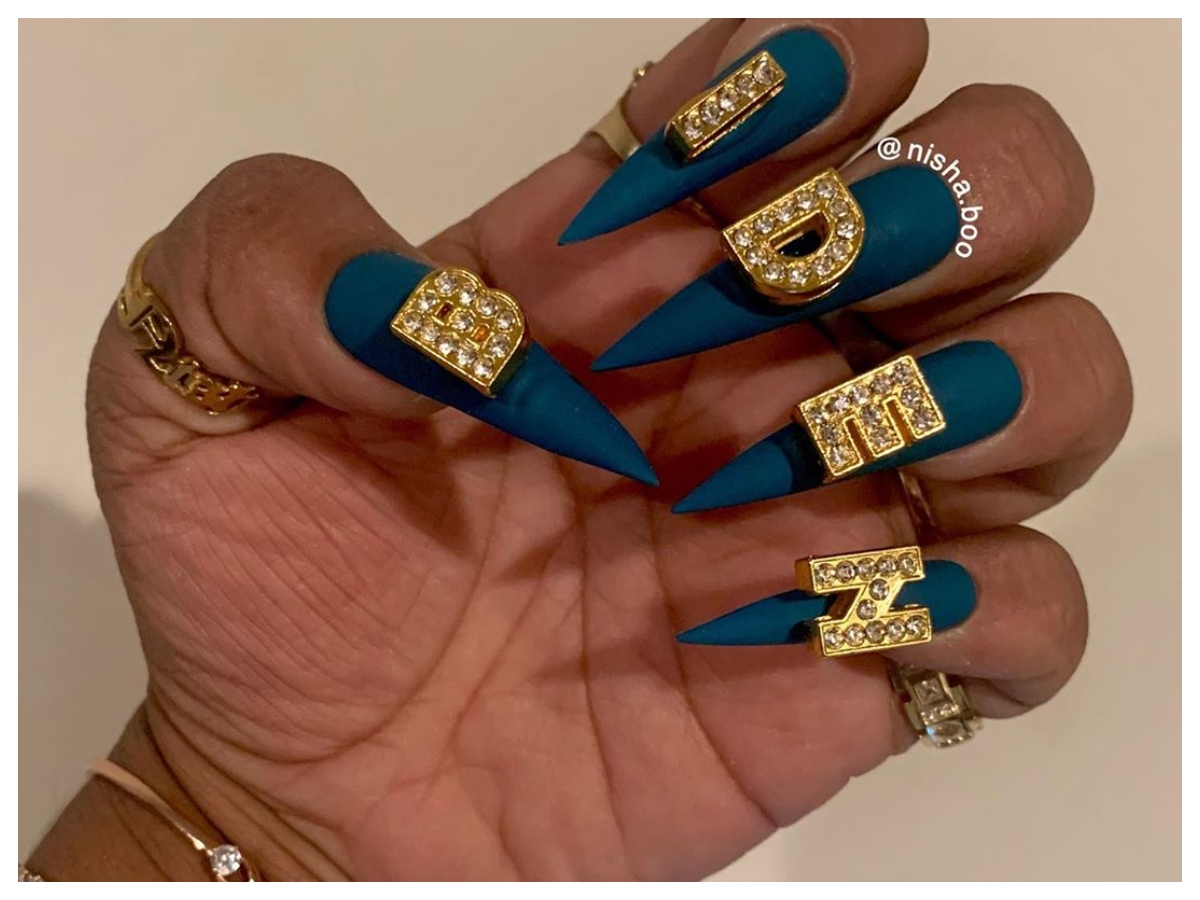 The Biden nail trend! Το nail art που έγινε τάση χάρη στη νίκη του Joe Biden!