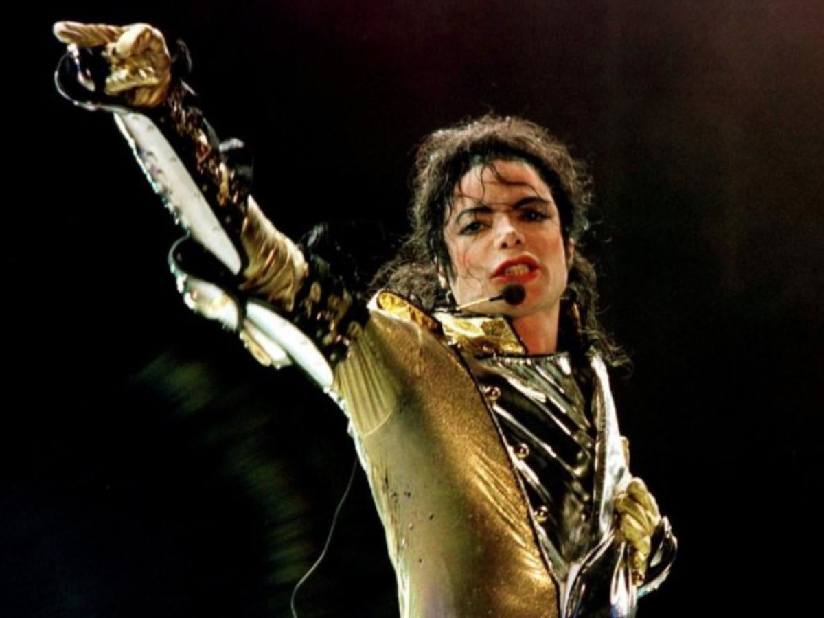 Ο Michael Jackson συνεχίζει να έχει έσοδο ακόμα και μετά τον θάνατό του