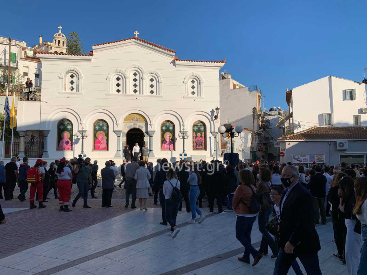 Βουβός ο πόνος στις κηδείες του Άρη και της Κλαίρης στη Σάμο