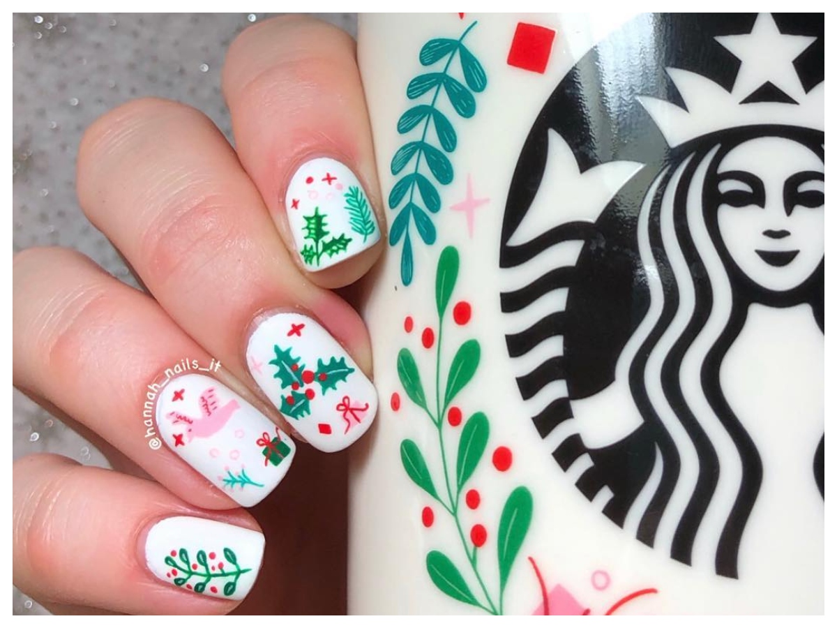 Αυτά τα nail art σετάρονται τέλεια με το αγαπημένο σου χριστουγεννιάτικο ρόφημα!