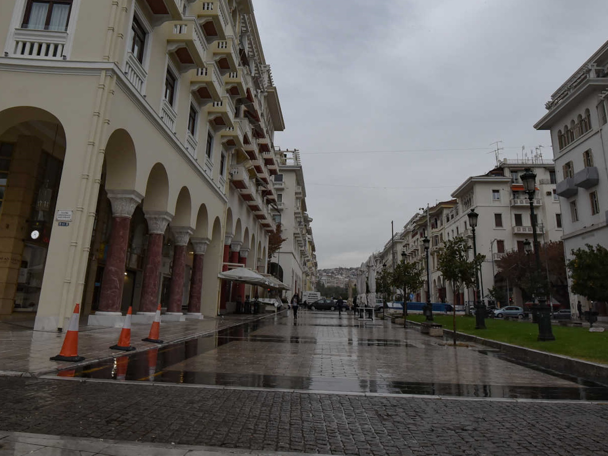 Ξεκάθαρος Πέτσας: Δεν αποκλείεται γενικό lockdown σε όλη την χώρα