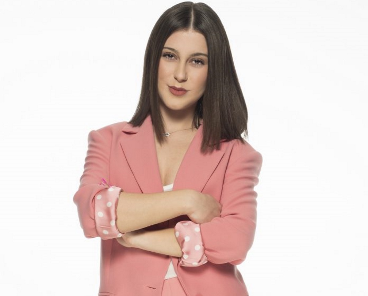 Η Ραΐσα Κόντι αποκαλύπτει: “Στο αλβανικό Big Brother ήμουν 19 και παρθένα”