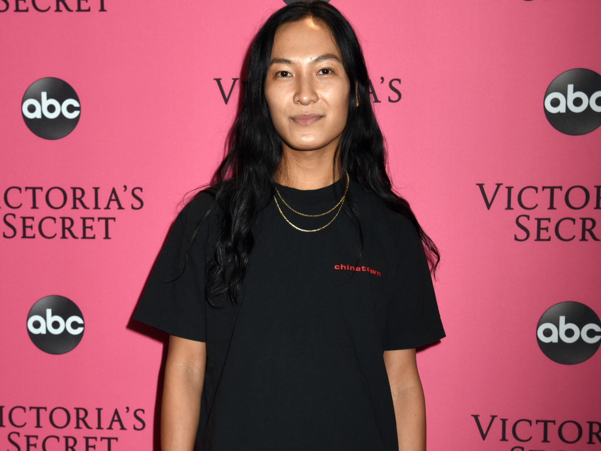 O σχεδιαστής Alexander Wang κατηγορείται για σεξουαλική κακοποίηση