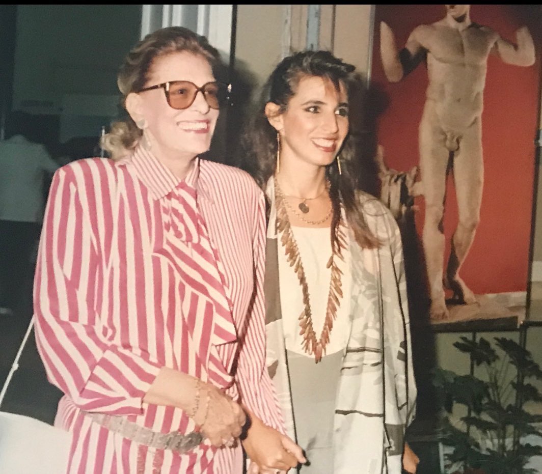 Μίνα Βαλυράκη: Η διάσημη ζωγράφος που ήταν 30 χρόνια στο πλευρό του ιστορικού στελέχους του ΠΑΣΟΚ
