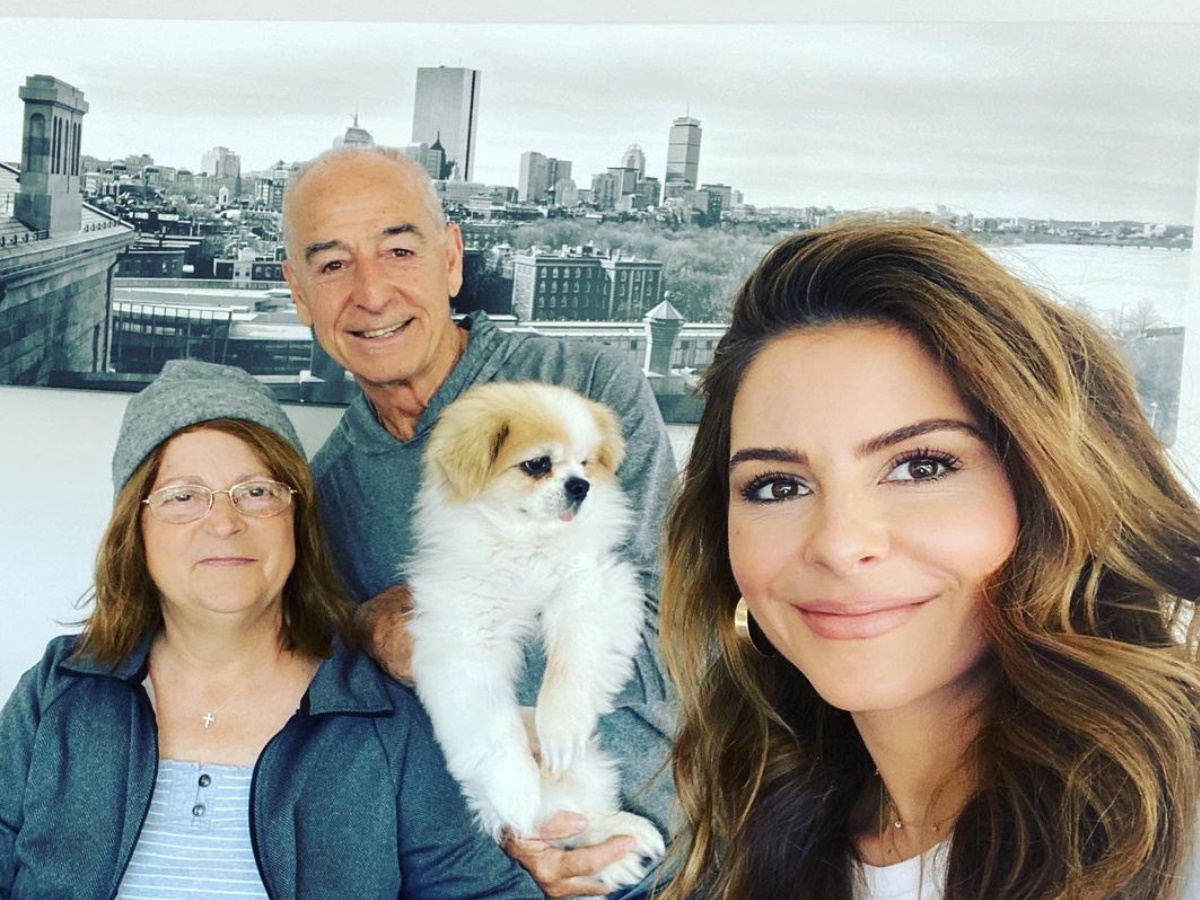 Μαρία Μενούνος: Η συγκλονιστική φωτογραφία με τους γονείς της μέσα από το νοσοκομείο