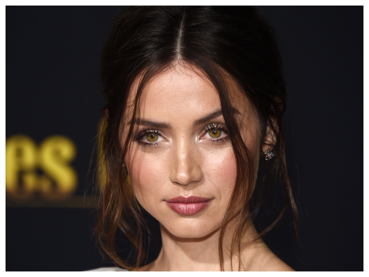 Ana De Armas: Η πρώην σύντροφος του Ben Afleck έκανε το καλύτερο κούρεμα που έχουμε δει μετά από χωρισμό