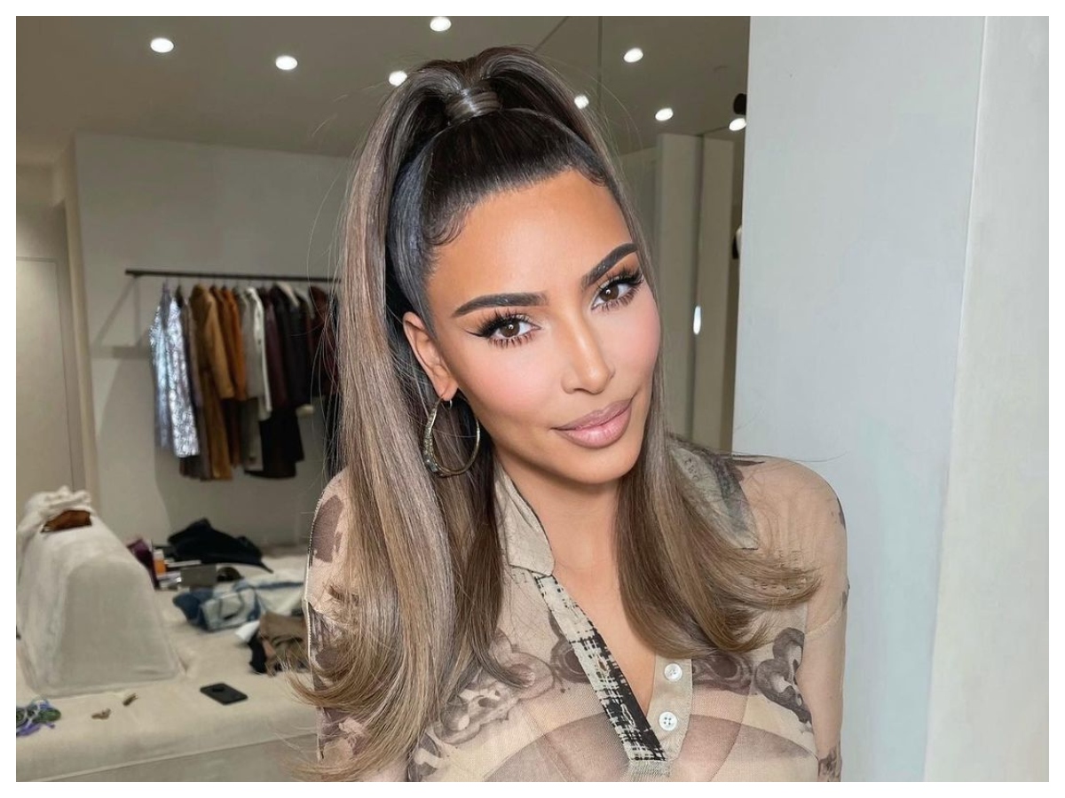 H Kim Kardashian έχει μια πολύ σημαντική beauty ερώτηση για εμάς στα τελευταία της stories