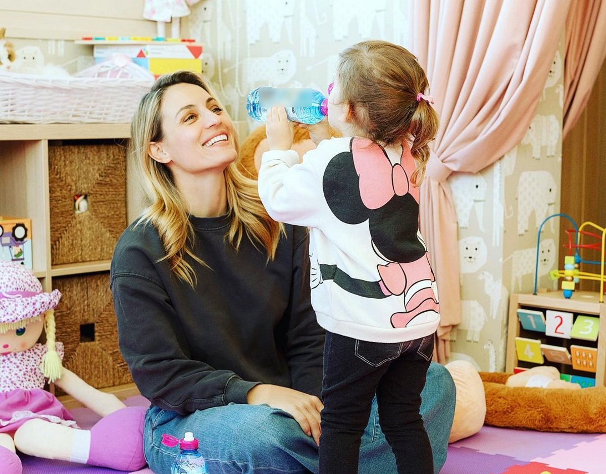 Η Ελεονώρα Μελέτη μπήκε στην κουζίνα μαζί με την κόρη της – Δες τι έφτιαξαν