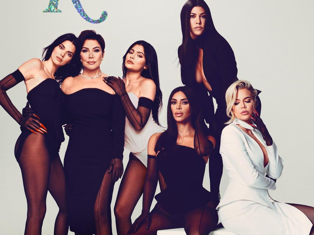 Οι Kardashians φοράνε ήδη το μεγαλύτερο trend του καλοκαιριού