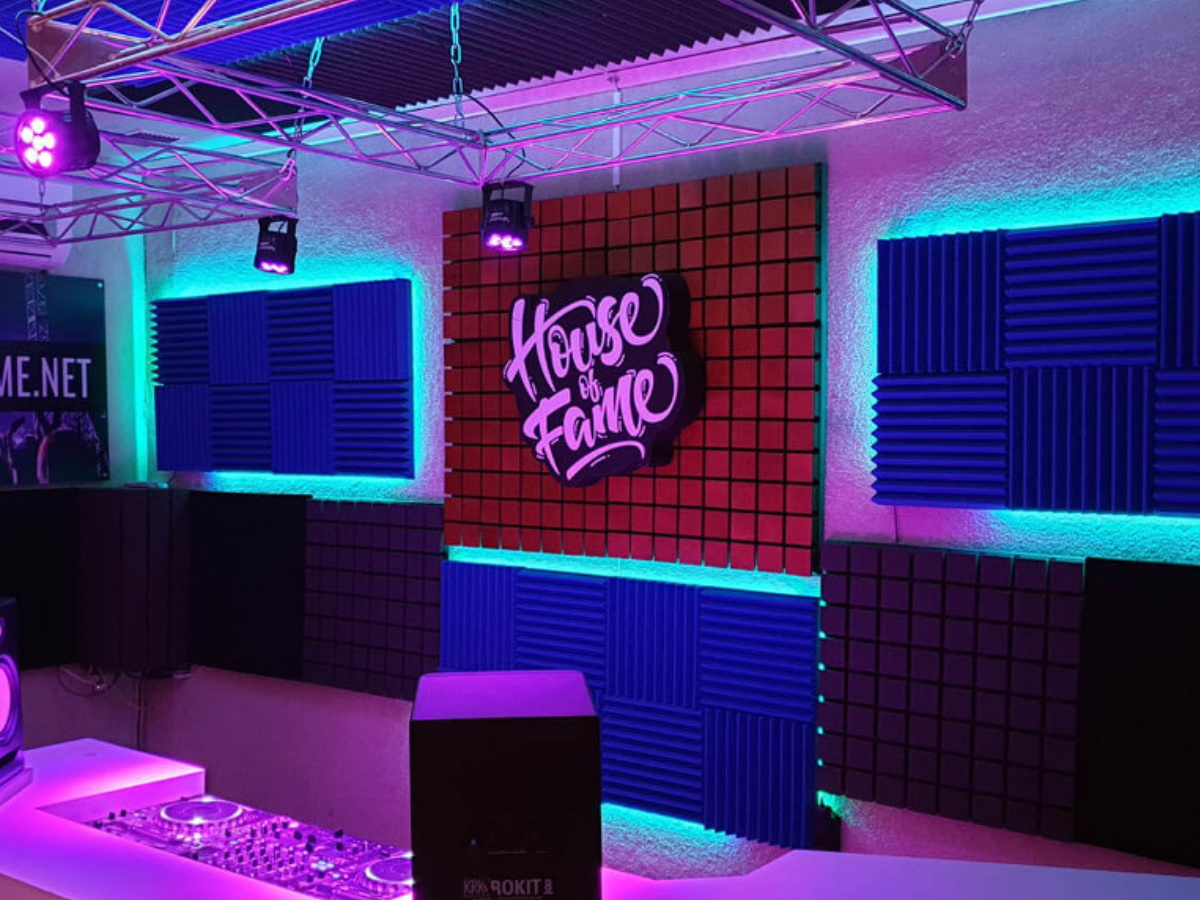 House of Fame: Τα πρώτα πλάνα από την είσοδο των παικτών στο σπίτι λίγο πριν την έναρξη του show