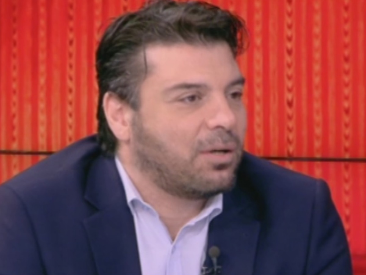 Ιάκωβος Μυλωνάς στο T-Live: “Όταν είπα ότι θα έρθω στην εκπομπή, αρκετοί ομοφυλόφιλοι σκηνοθέτες δεν θα κοιμήθηκαν”