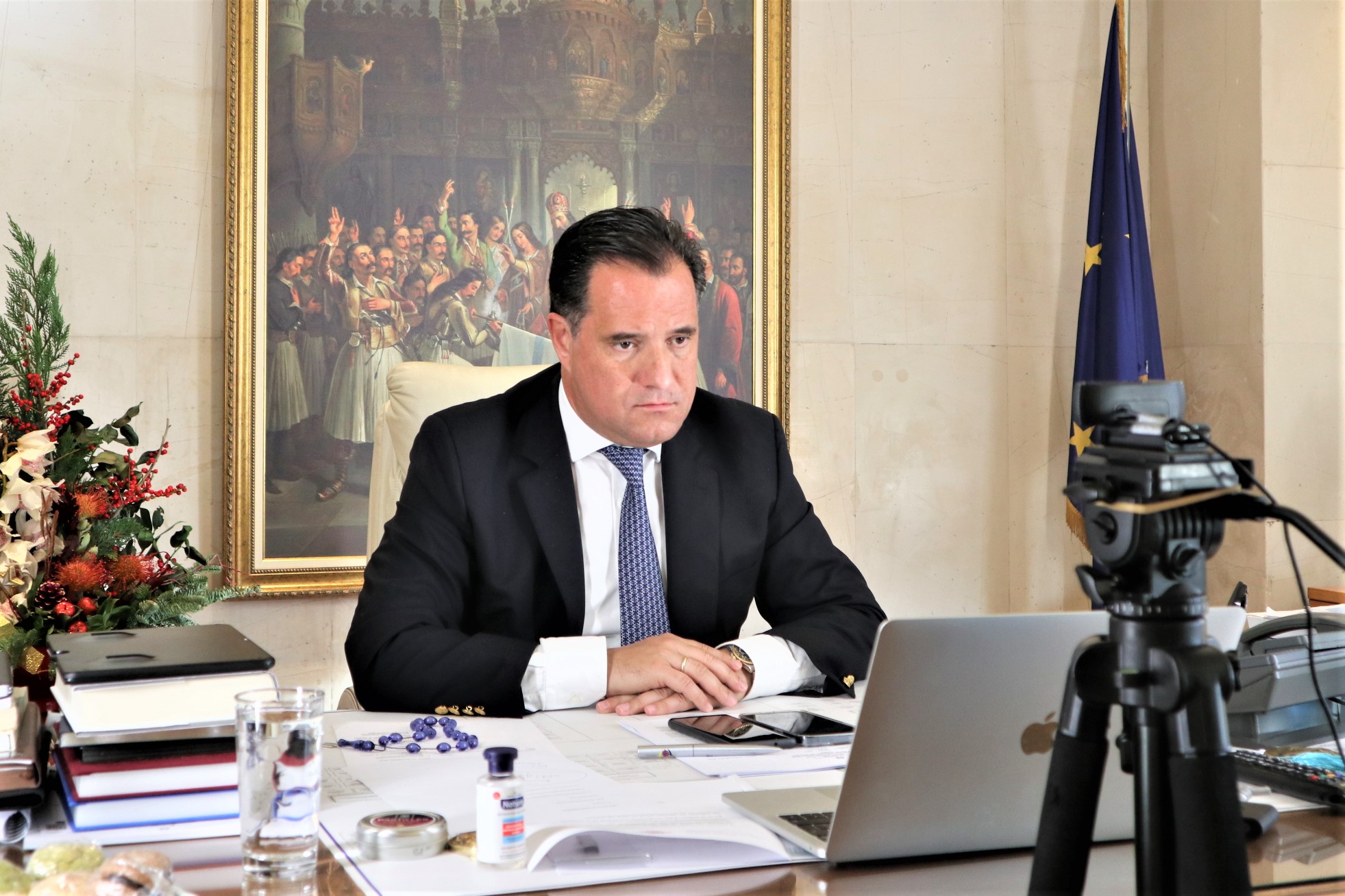 Άδωνις Γεωργιάδης: Κάναμε λάθος με το take away και το διορθώσαμε – Tι ισχύει τελικά