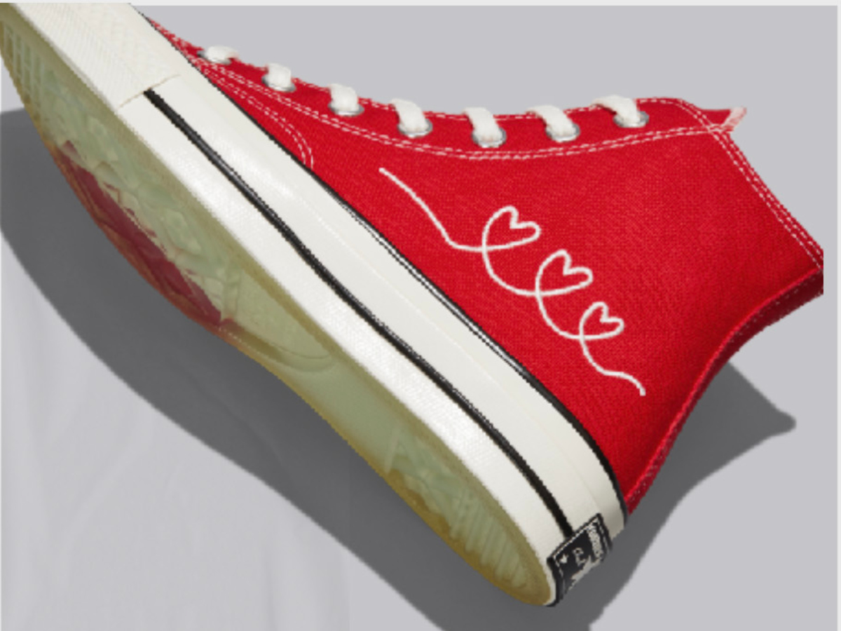 Η Converse μεταμορφώνει τα αγαπημένα μας sneakers για την γιορτή του  Αγίου Βαλεντίνου