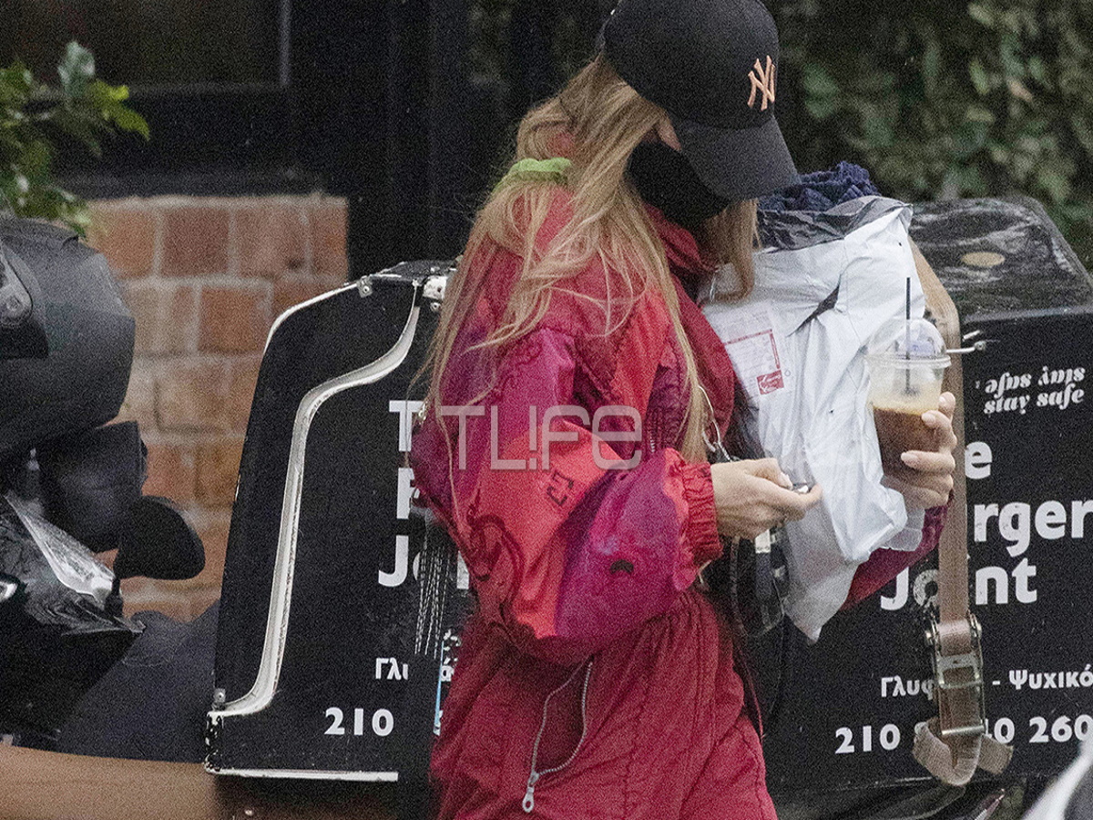 Ελένη Φουρέιρα: Έτσι κυκλοφορεί για ψώνια στη Γλυφάδα