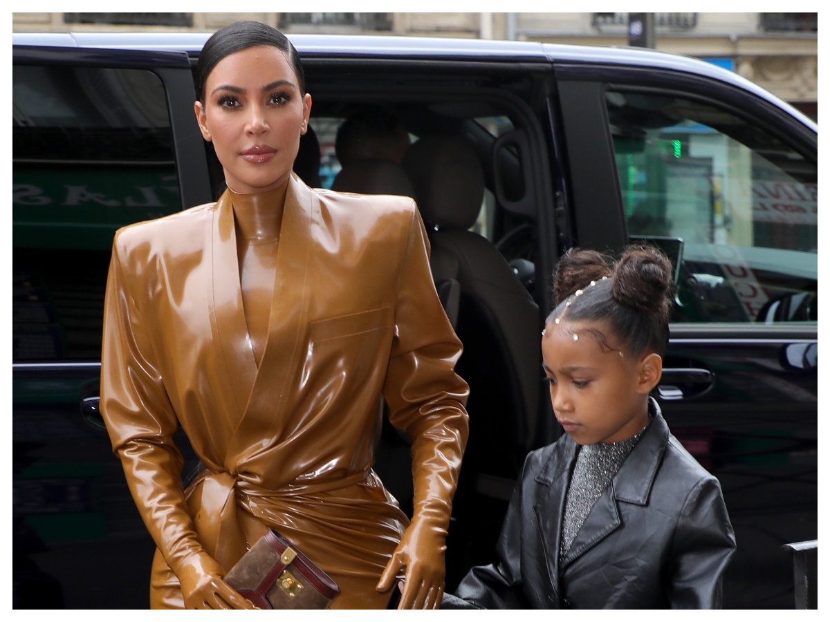 Η κόρη της Kim Kardashian έκανε ένα χτένισμα που θέλουμε να αντιγράψουμε