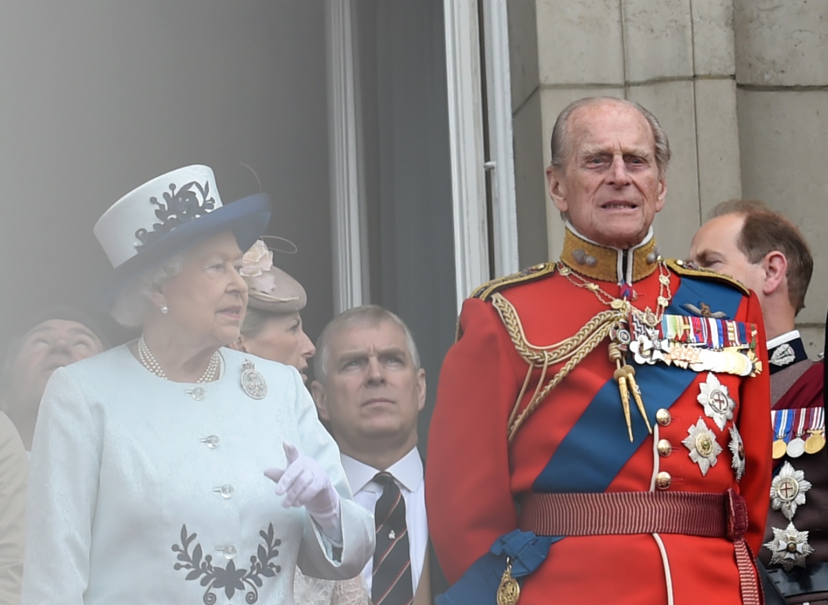 Στο νοσοκομείο ο πρίγκιπας Φίλιππος, σύζυγος της Βασίλισσας Ελισάβετ