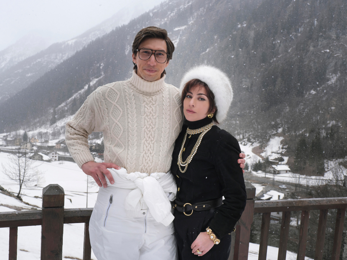 Η Lady Gaga με 80s ski look στην πρώτη φωτογραφία της σαν ‘’μαύρη χήρα’’ του Gucci