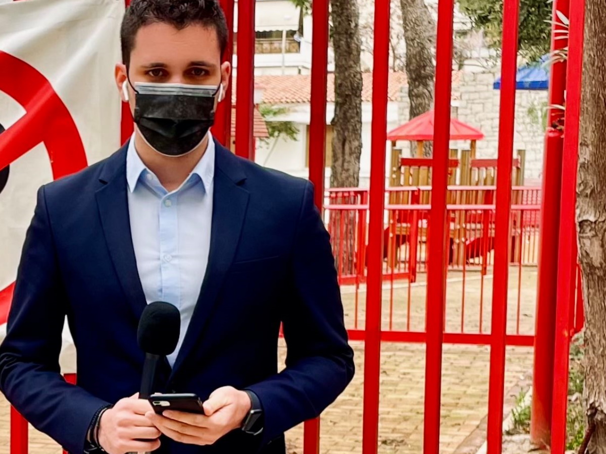 Ραγίζει καρδιές δημοσιογράφος του ΣΚΑΪ που έχασε τον πατέρα του από κορονοϊό: “Πάλεψες σκληρά 5 μήνες…”