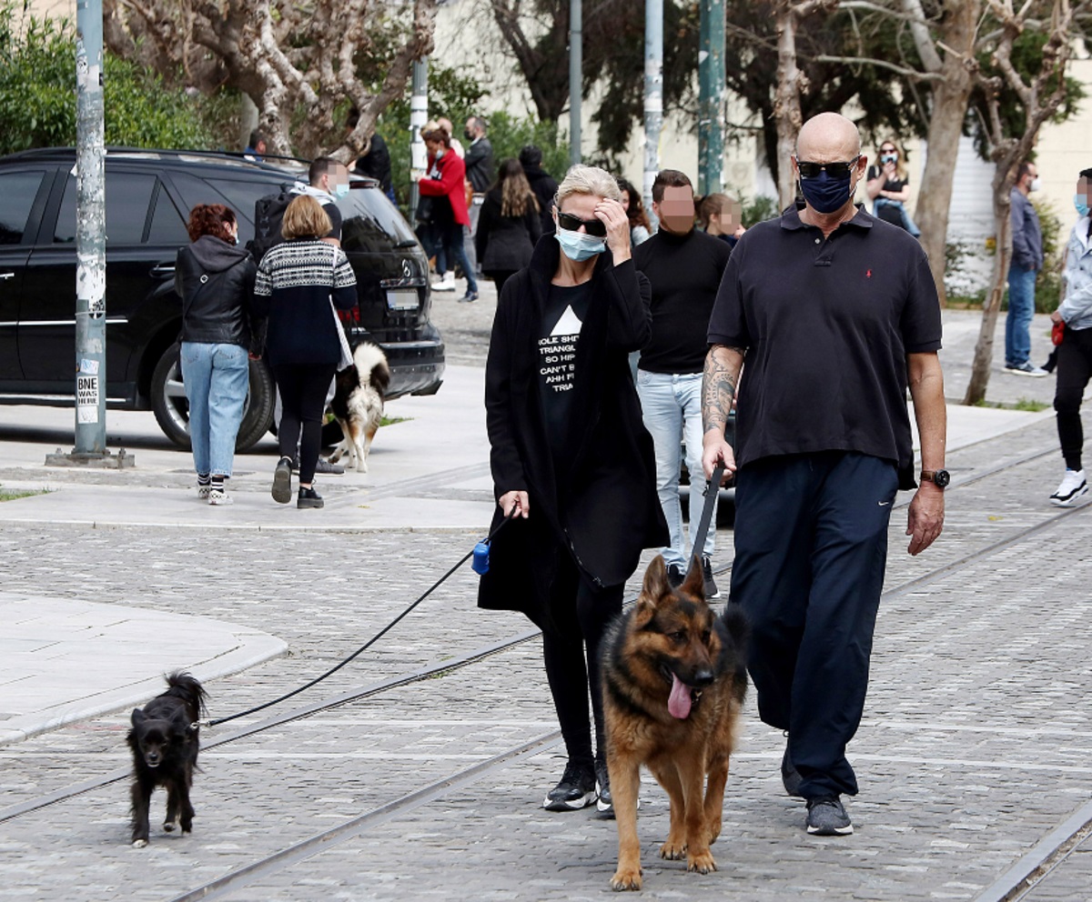 Χριστίνα Κοντοβά: Επιστροφή στην Αθήνα από την Ουγκάντα – Η έξοδος με τον Τζώνη Καλημέρη