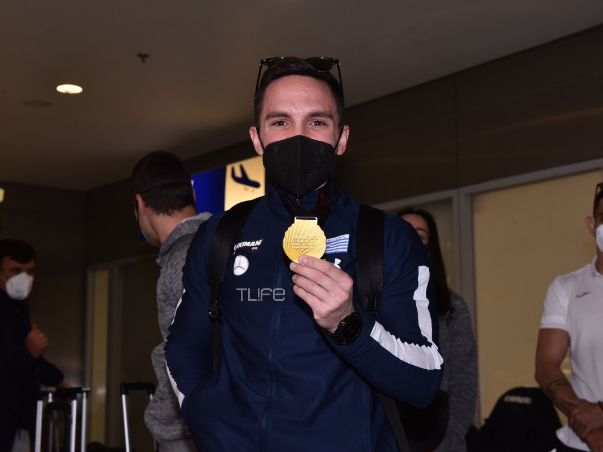 Λευτέρης Πετρούνιας: Ο Έλληνας πρωταθλητής, επέστρεψε στην πατρίδα με το χρυσό μετάλλιο – Φωτογραφίες