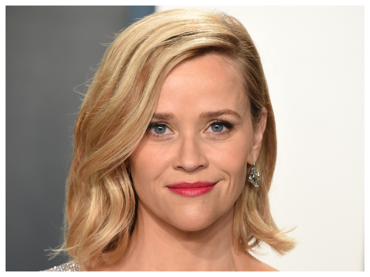 Η Reese Witherspoon μόλις έγινε πρόσωπο ενός beauty brand που ακούγεται πολύ