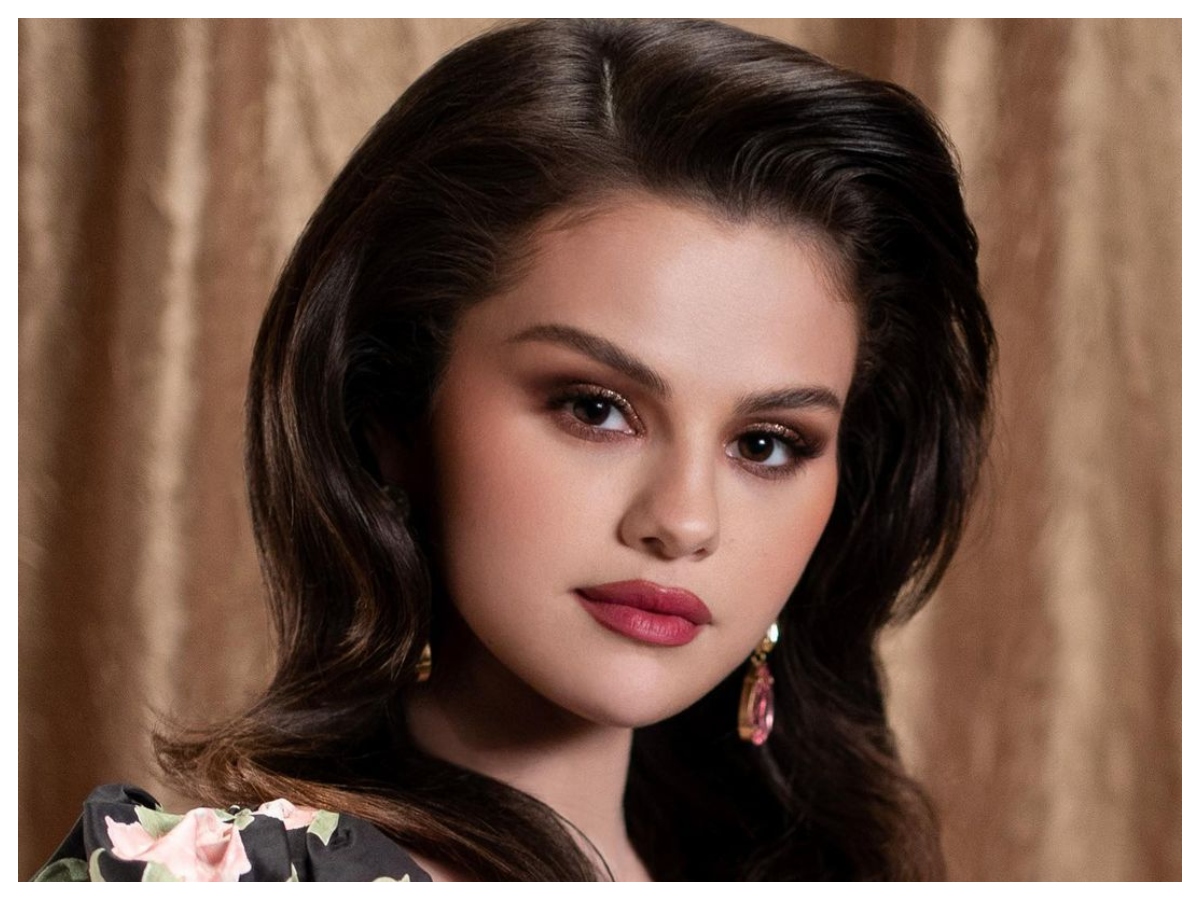 Beauty alert! H Selena Gomez έγινε κατάξανθη!