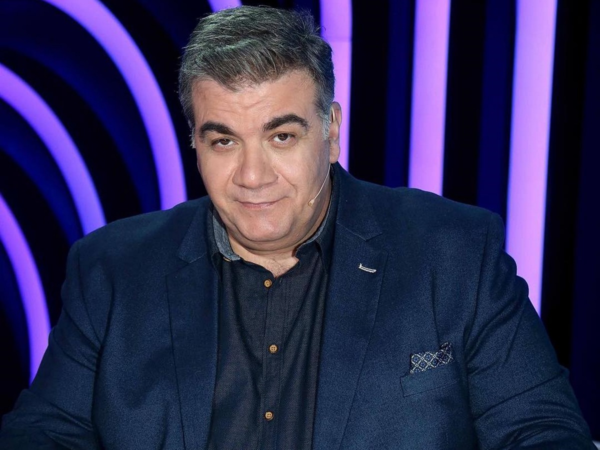 Δημήτρης Σταρόβας για τις καταγγελίες στον χώρο του θεάτρου: “Τους βαφτίσαμε τώρα όλους βιαστές, δεν πάει έτσι…”