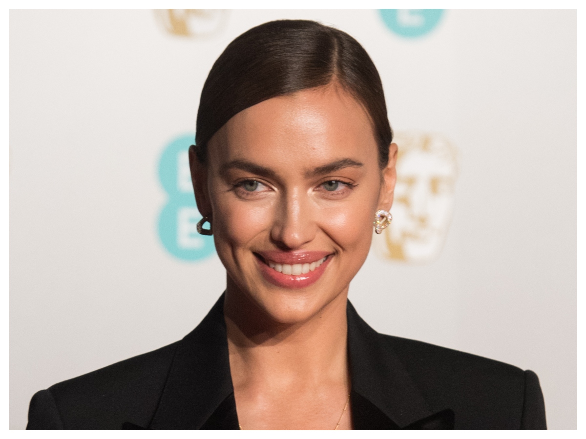 Irina Shayk: Η topless φωτογραφία της “έριξε” το Instagram