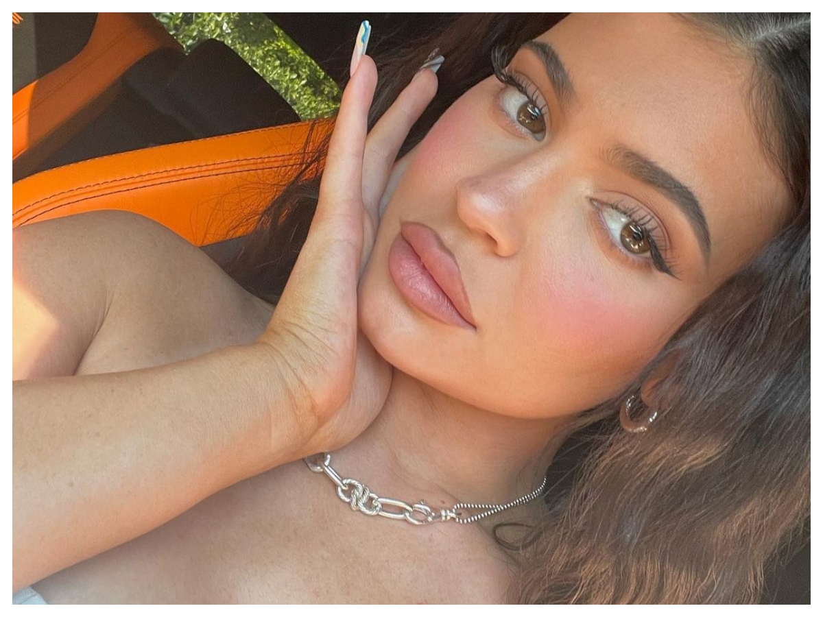 Η Kylie Jenner μόλις μας απέδειξε ότι δεν έχει ανάγκη το μακιγιάζ