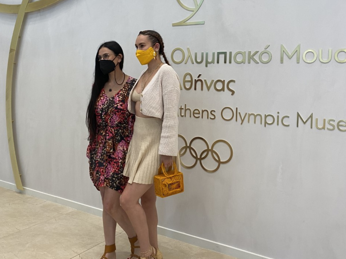Ντέμι Μουρ: Στο Ολυμπιακό Μουσείο Αθήνας μαζί με την κόρη της – Δες φωτογραφίες