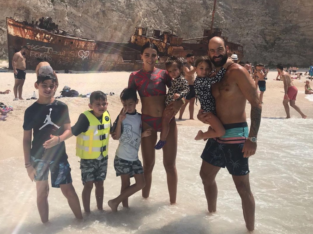 Ολυμπία Χοψονίδου – Βασίλης Σπανούλης: Οι διακοπές με φιλικό ζευγάρι και η viral φωτογραφία στο Instagram
