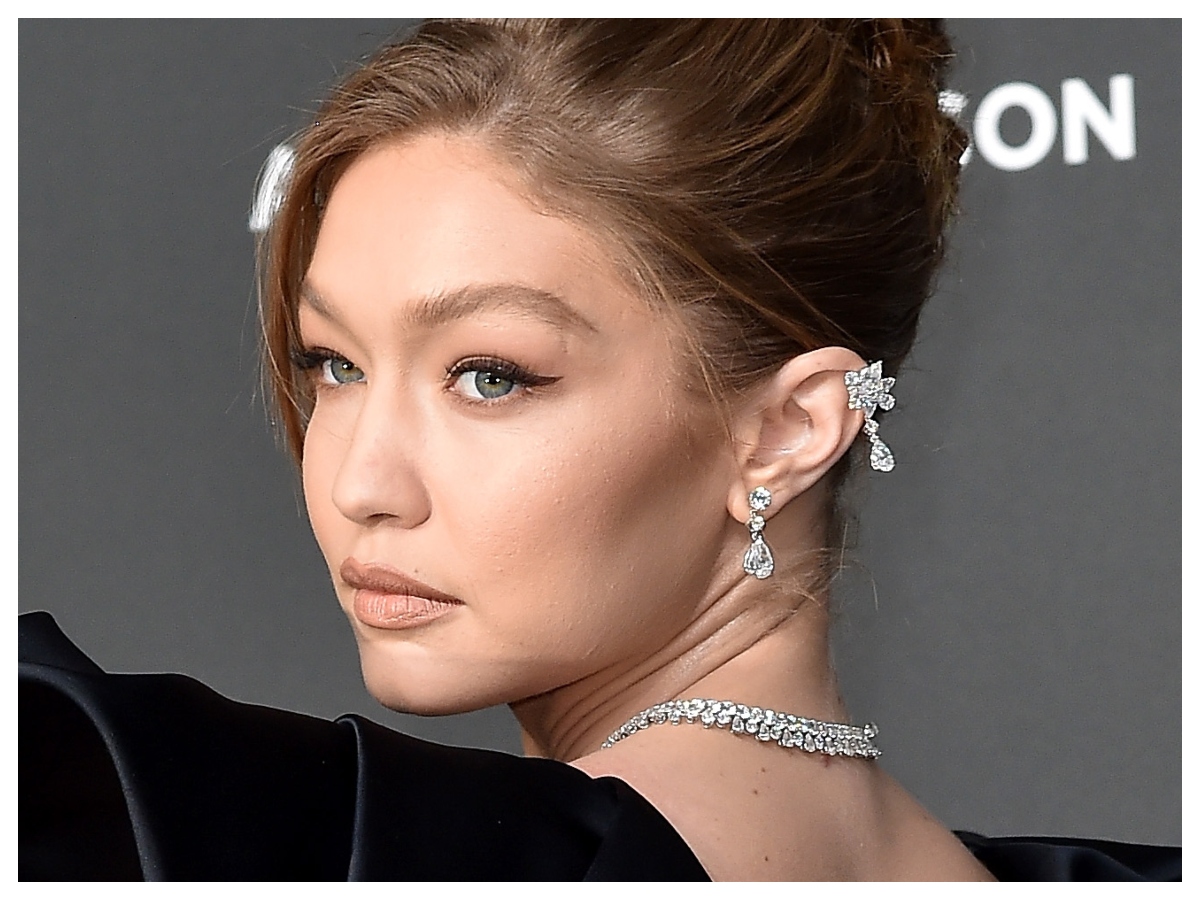 Έχουμε δει τη Gigi Hadid με εκατοντάδες μακιγιάζ αλλά αυτό είναι το αγαπημένο μας