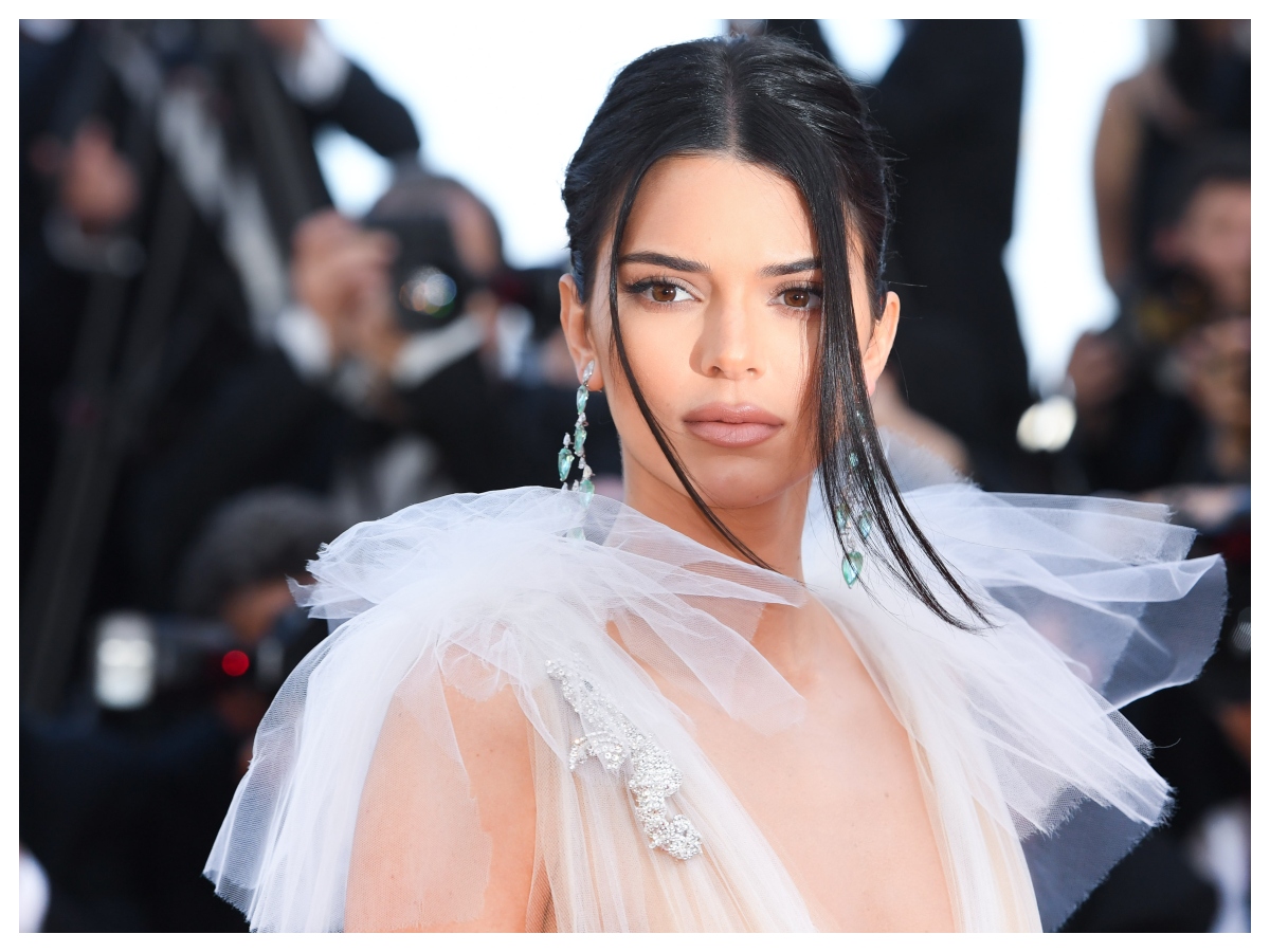 H Kendall Jenner κάνει τάση ξανά το ombre