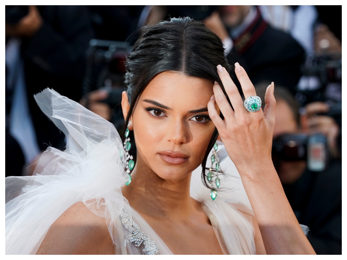 Tortoiseshell Nail Art Trend: το πιο πρόσφατο μανικιούρ της Kendall Jenner μπορείς να το κάνεις και μόνη σου!