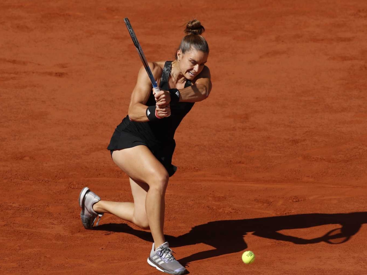 Μαρία Σάκκαρη: Πάλεψε σαν λιοντάρι αλλά λύγισε – Ήττα με 2-1  στο Roland Garros
